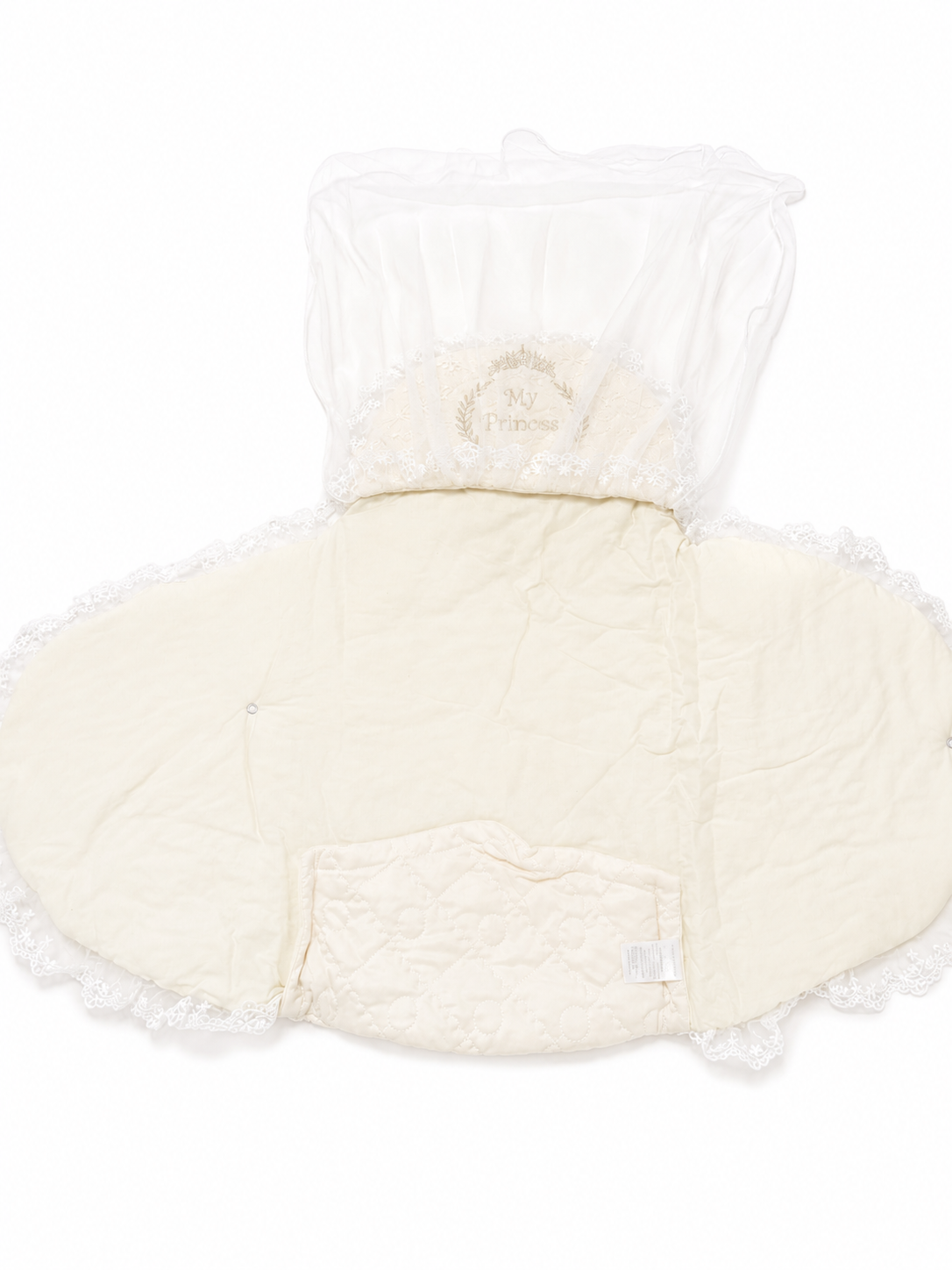 Château Lace Baby Nest